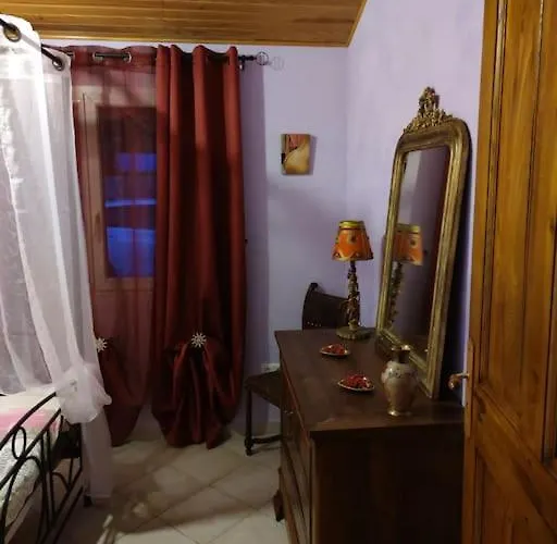 Appartement Sous Le Chateau Montaut (Ariege)