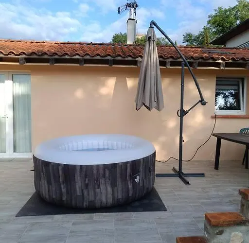 Appartement Sous Le Chateau Montaut (Ariege)