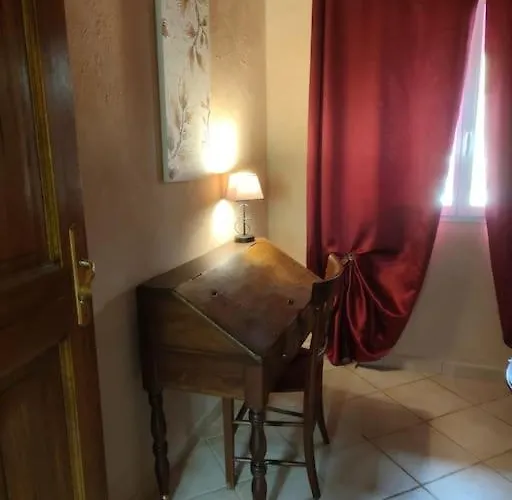 Sous Le Chateau Montaut (Ariege)